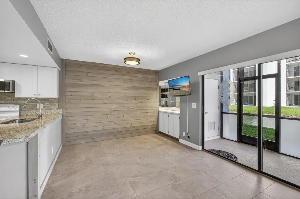 1605 S Us Highway 1 Jupiter FL 33477