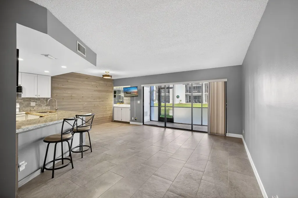 1605 S Us Highway 1 Jupiter FL 33477