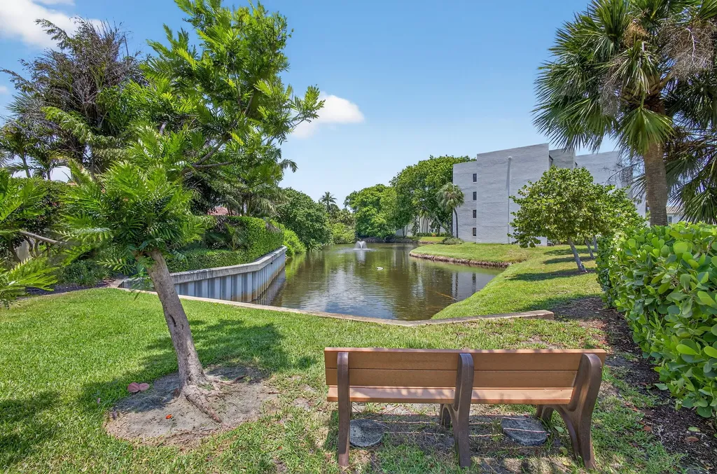 1605 S Us Highway 1 Jupiter FL 33477