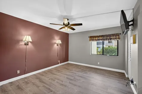 1605 S Us Highway 1 Jupiter FL 33477