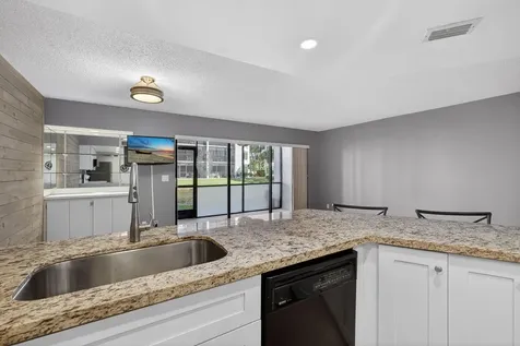 1605 S Us Highway 1 Jupiter FL 33477