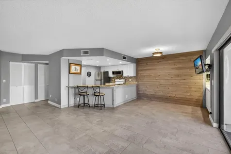 1605 S Us Highway 1 Jupiter FL 33477