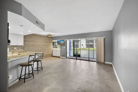 1605 S Us Highway 1 Jupiter FL 33477