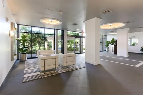 2400 Presidential Way West Palm Beach FL 33401