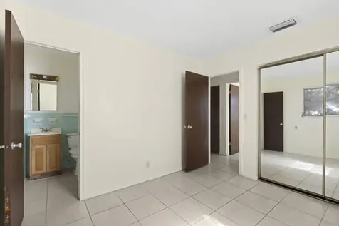 110 SW 12th Avenue South Bay FL 33493