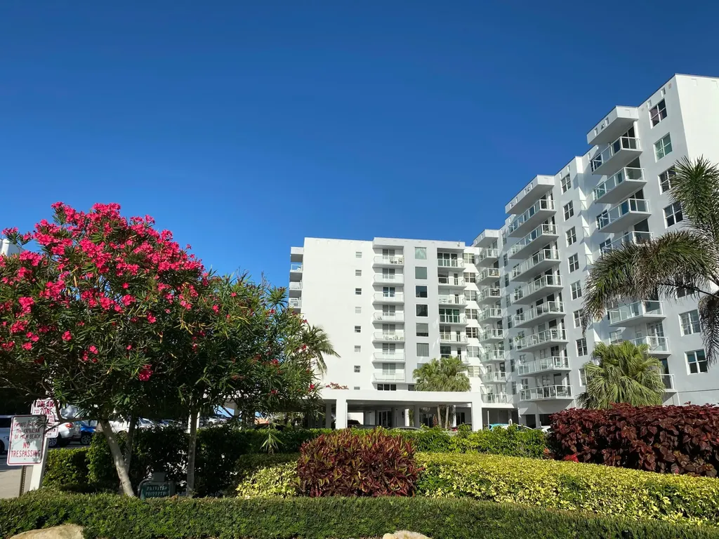 3450 S Ocean Boulevard Palm Beach FL 33480