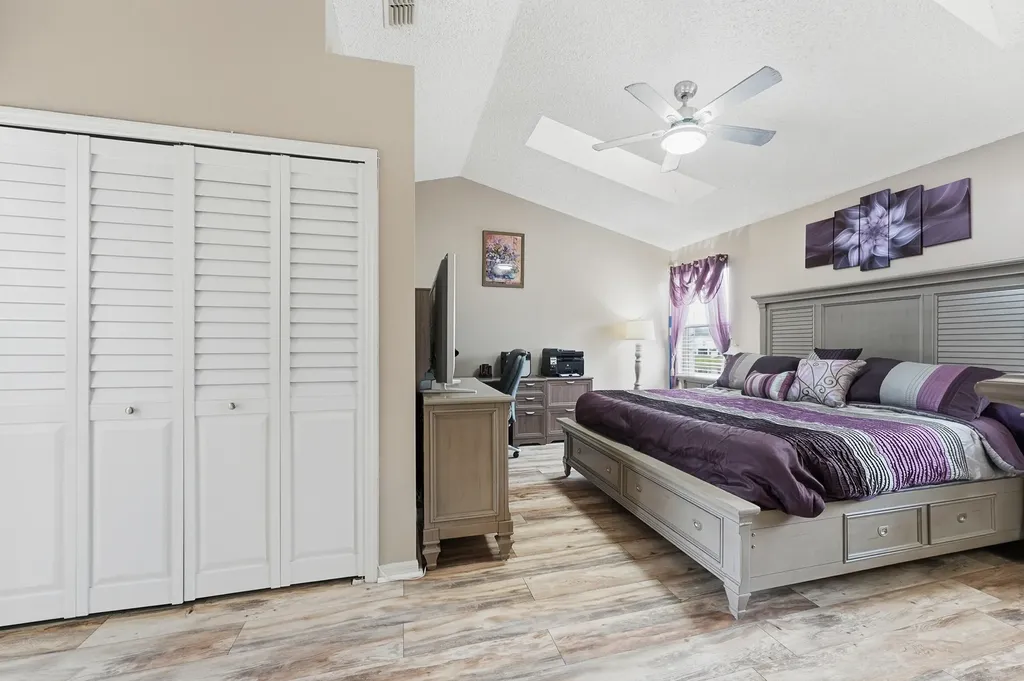 2805 Foxhall Drive E West Palm Beach FL 33417