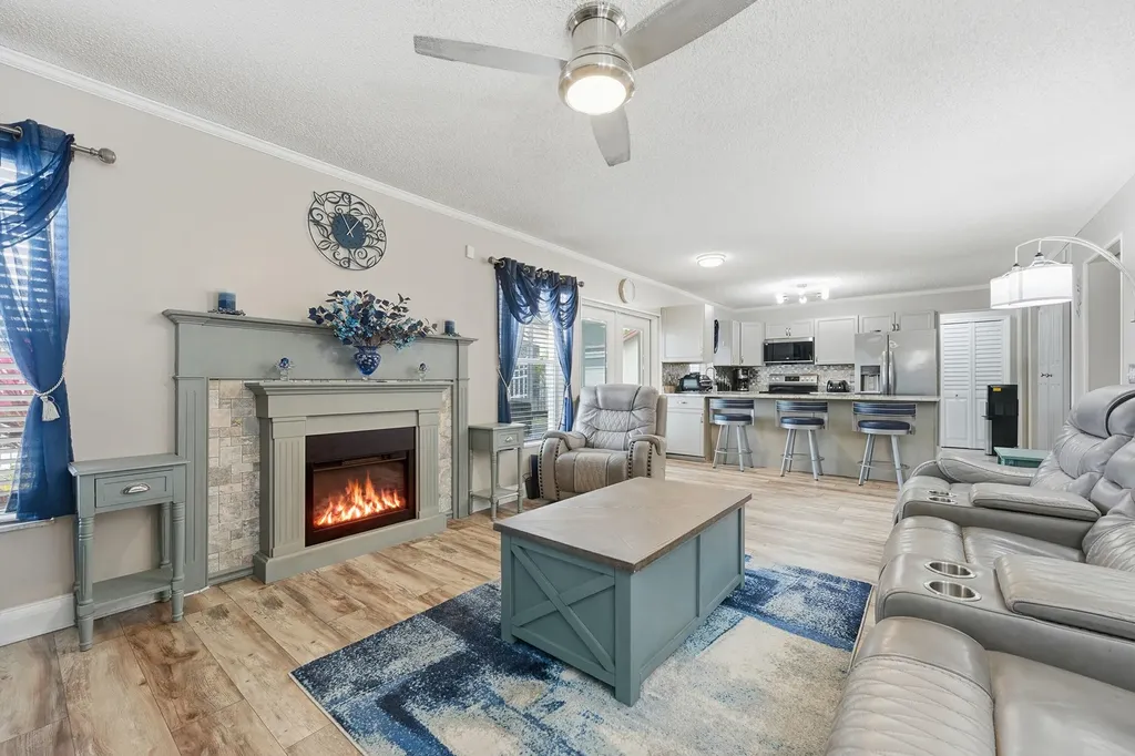 2805 Foxhall Drive E West Palm Beach FL 33417