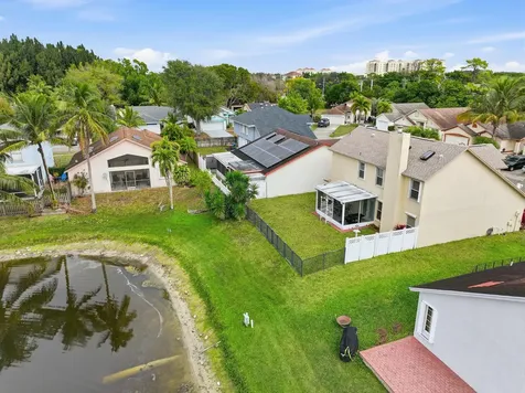 2805 Foxhall Drive E West Palm Beach FL 33417