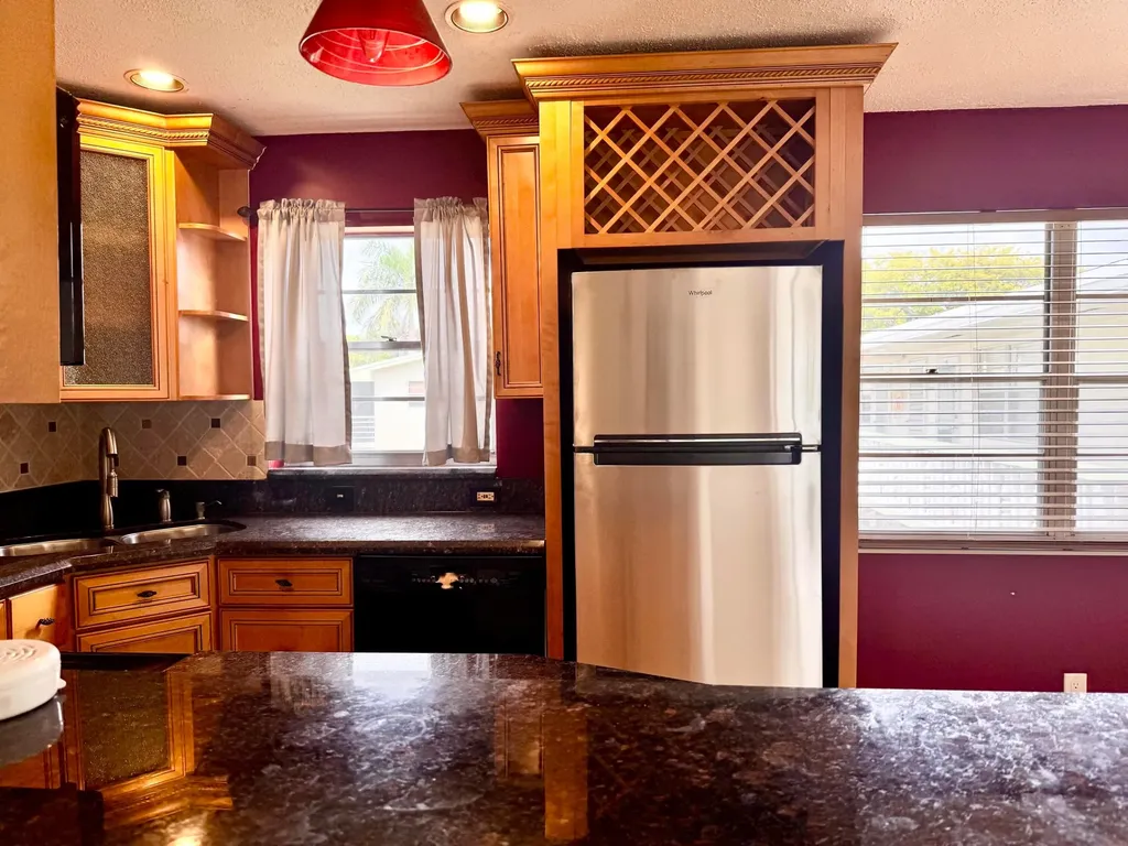 56 Windsor C West Palm Beach FL 33417