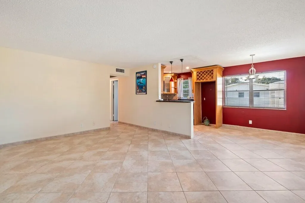 56 Windsor C West Palm Beach FL 33417