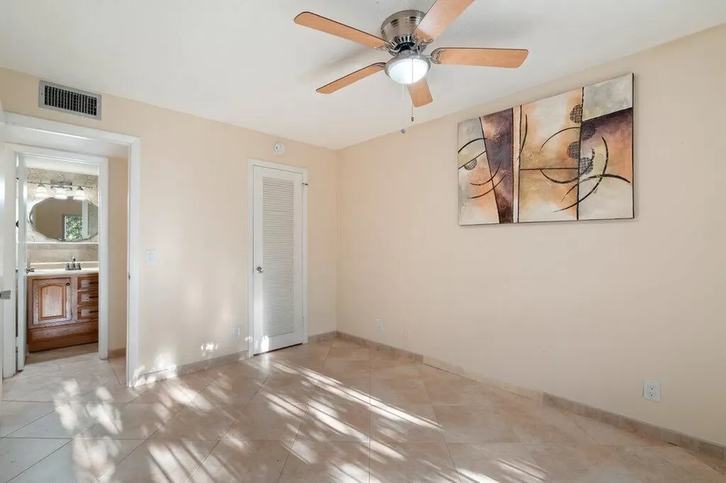 56 Windsor C West Palm Beach FL 33417
