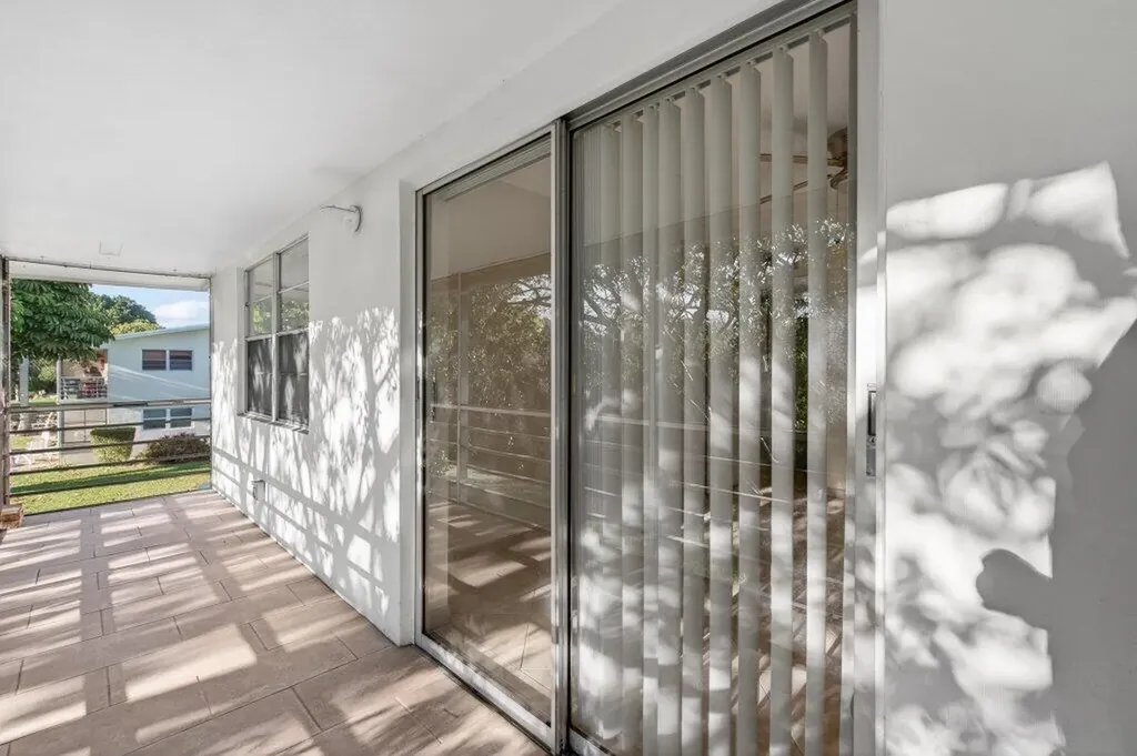 56 Windsor C West Palm Beach FL 33417