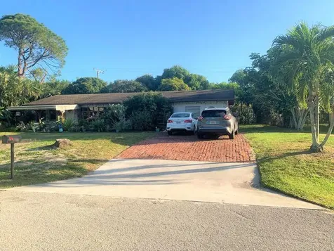 5098 Conklin Drive Delray Beach FL 33484