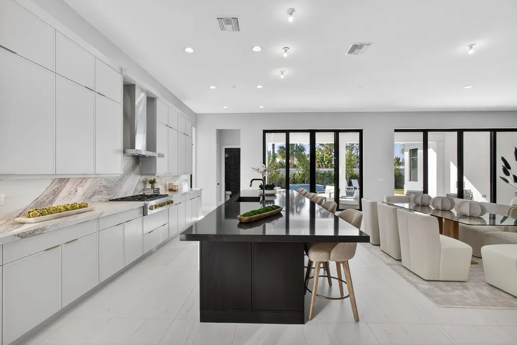 9148 Coral Isle Circle Palm Beach Gardens FL 33412