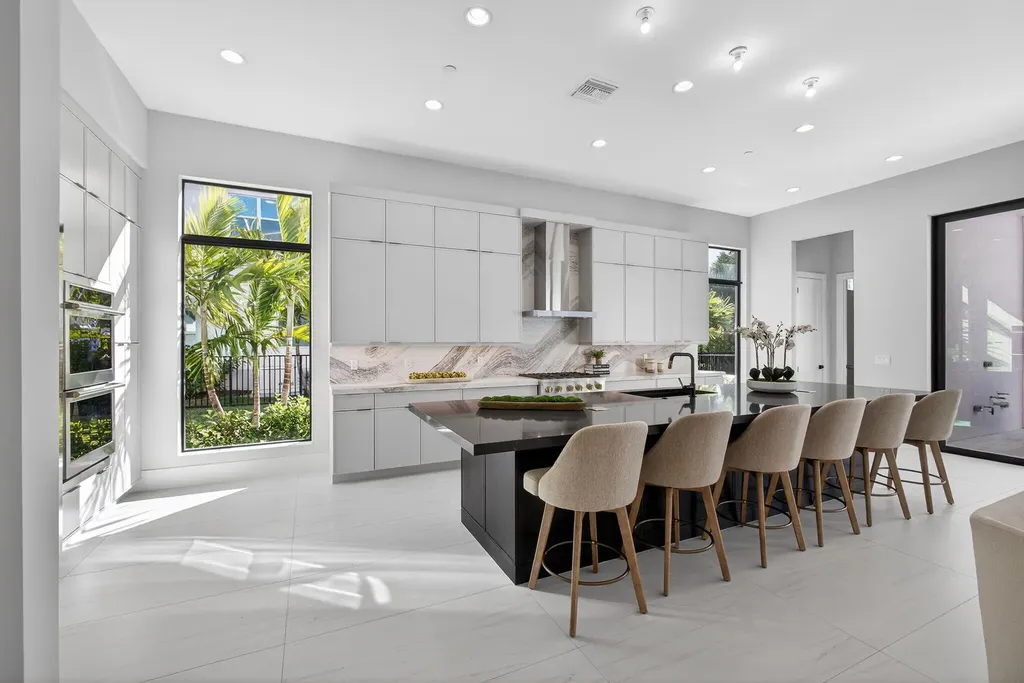 9148 Coral Isle Circle Palm Beach Gardens FL 33412