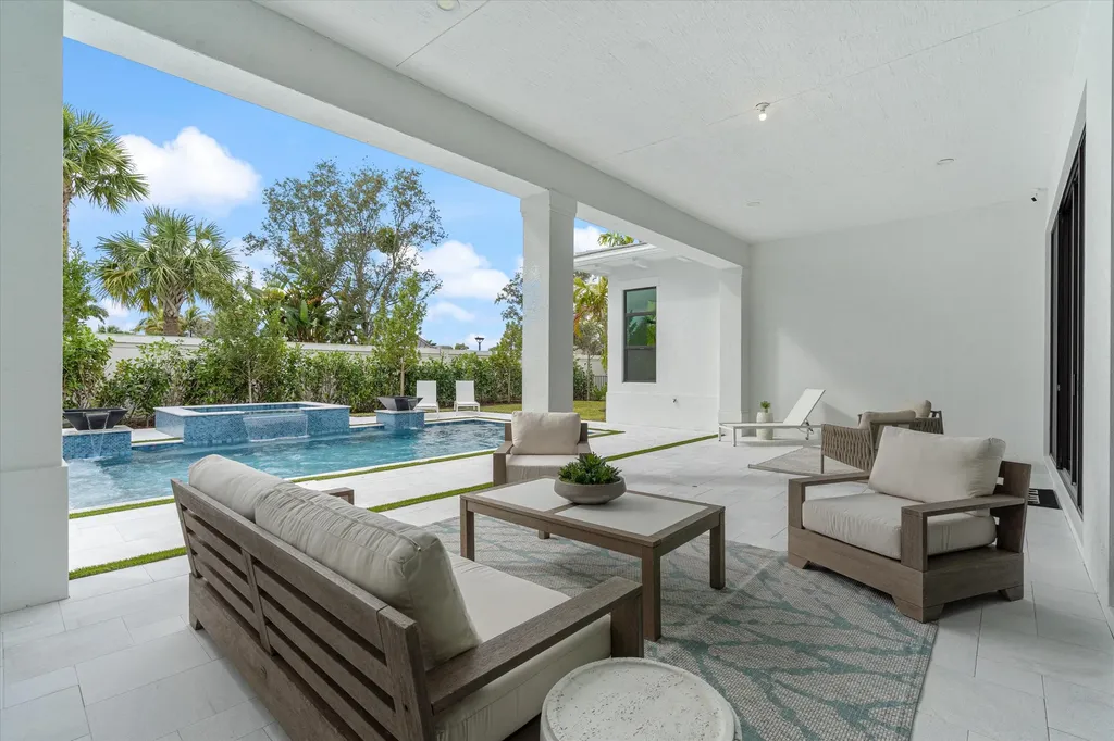 9148 Coral Isle Circle Palm Beach Gardens FL 33412