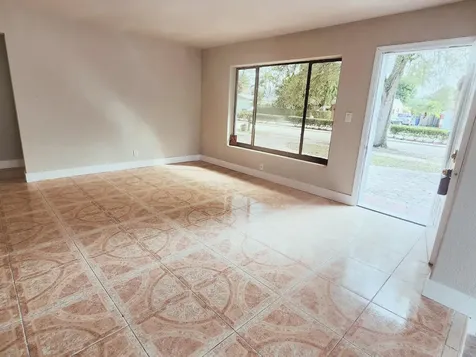 6821 SW 17th Street North Lauderdale FL 33068