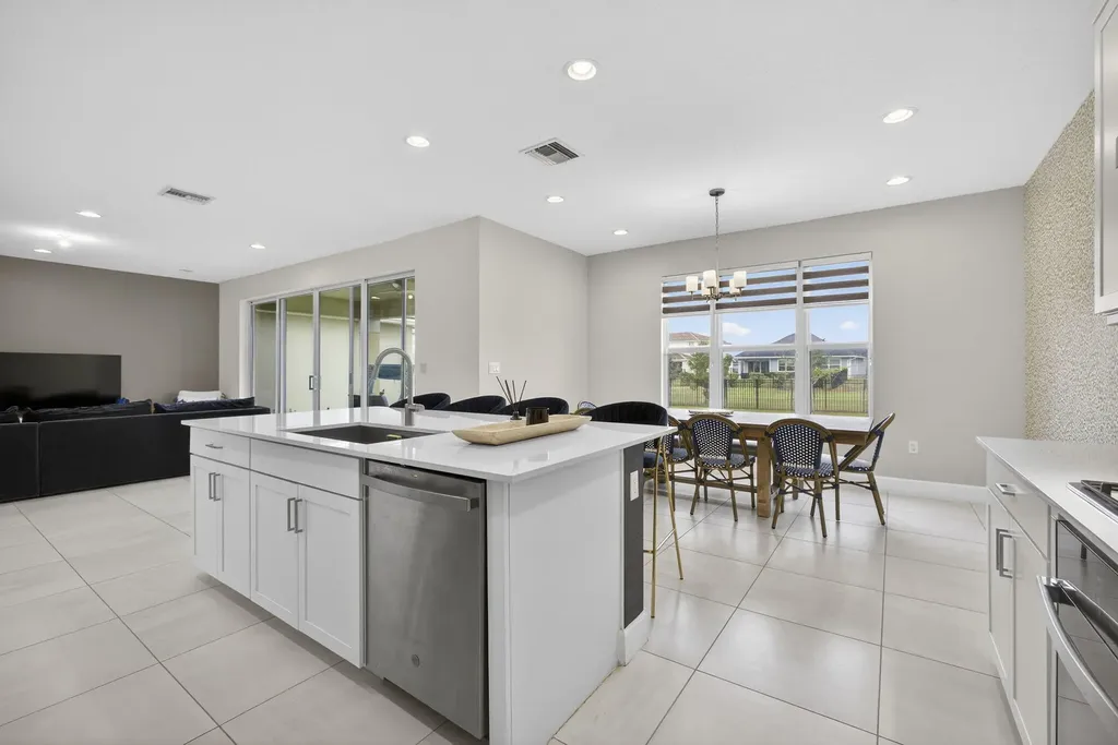 17235 Tawny Owl Trail Loxahatchee FL 33470
