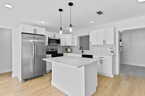 5950 24th Street Vero Beach FL 32966