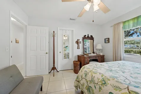1100 Fleetwood Lane Fort Pierce FL 34982