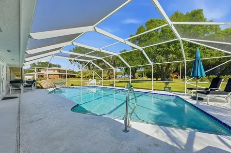 1100 Fleetwood Lane Fort Pierce FL 34982