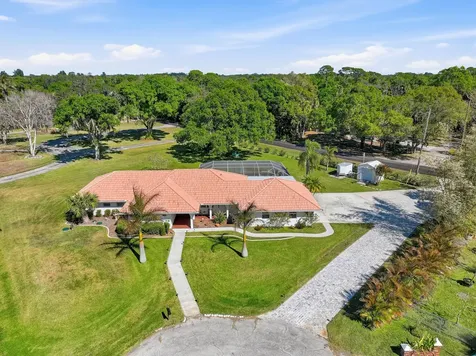 1100 Fleetwood Lane Fort Pierce FL 34982