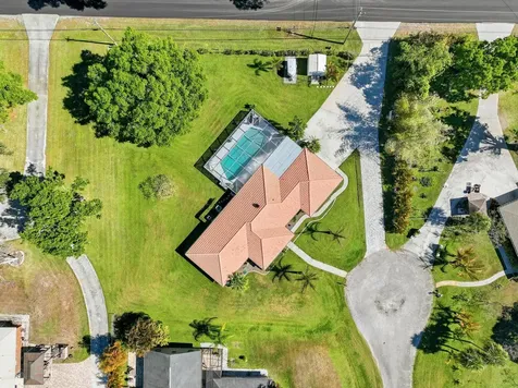 1100 Fleetwood Lane Fort Pierce FL 34982