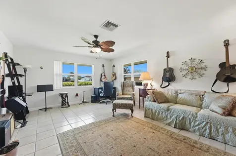 1100 Fleetwood Lane Fort Pierce FL 34982