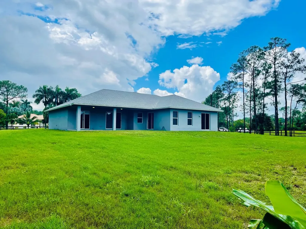 17225 78th Road N Loxahatchee FL 33470