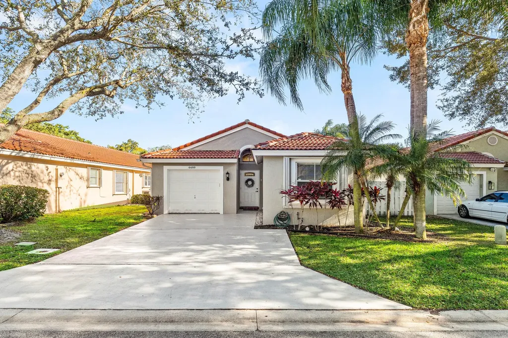 6680 Green Island Circle Lake Worth FL 33463