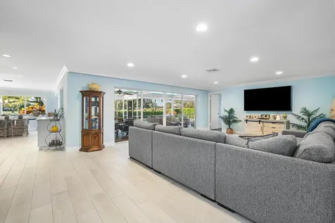 413 S Country Club Drive Atlantis FL 33462