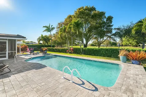 413 S Country Club Drive Atlantis FL 33462