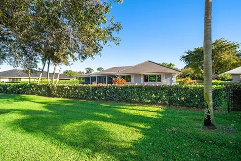 413 S Country Club Drive Atlantis FL 33462