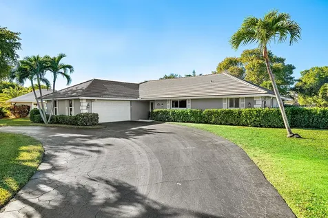 413 S Country Club Drive Atlantis FL 33462