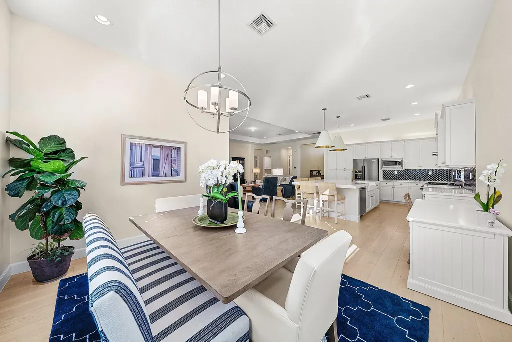 9930 Pecorino Isle Boynton Beach FL 33473
