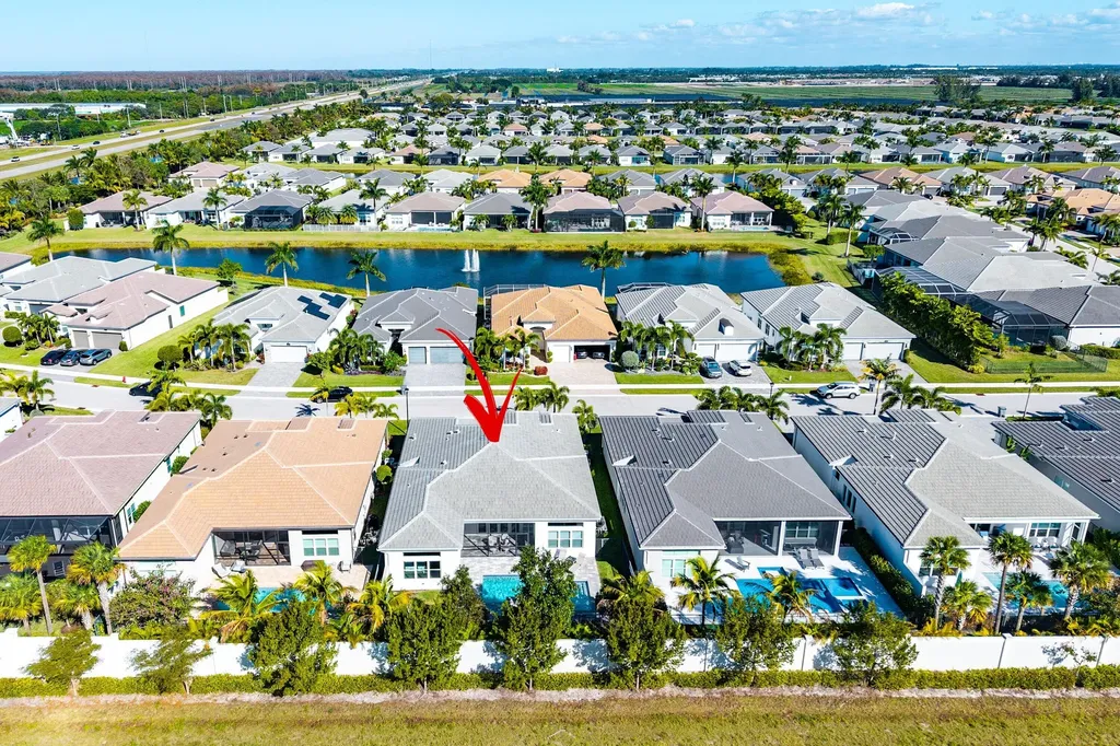 9930 Pecorino Isle Boynton Beach FL 33473