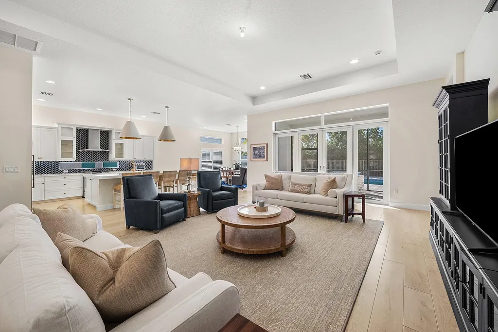 9930 Pecorino Isle Boynton Beach FL 33473