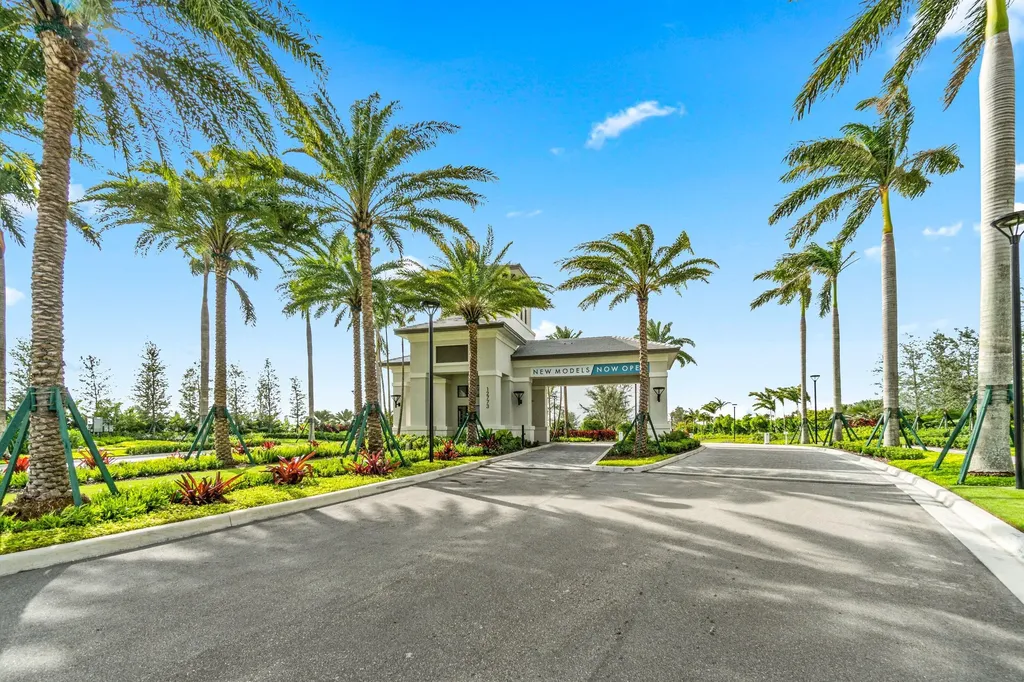 9930 Pecorino Isle Boynton Beach FL 33473