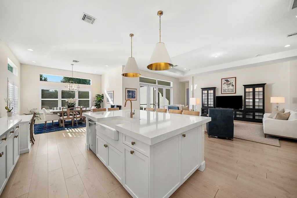 9930 Pecorino Isle Boynton Beach FL 33473