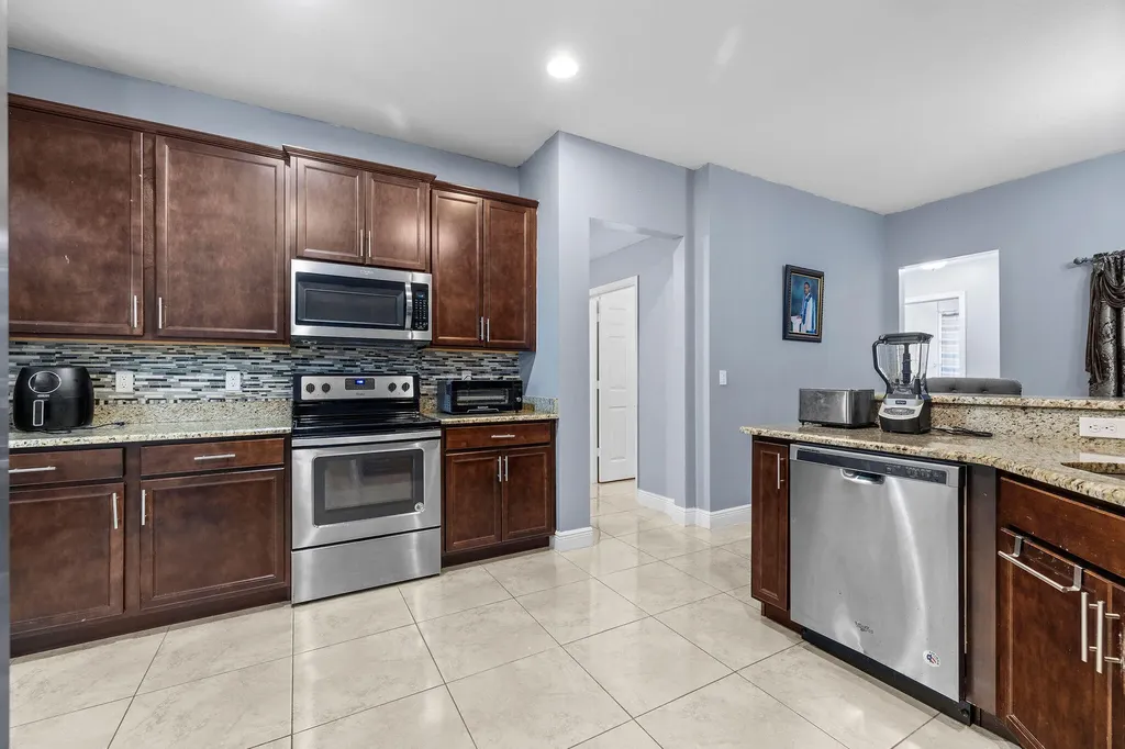 1585 SW Merchant Lane Port St Lucie FL 34953