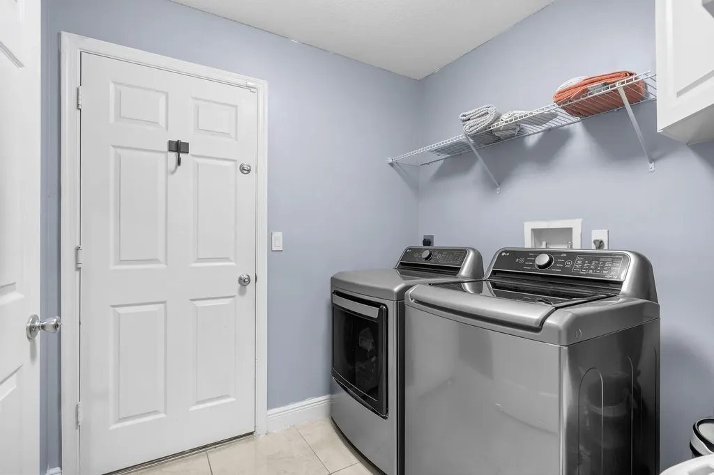 1585 SW Merchant Lane Port St Lucie FL 34953