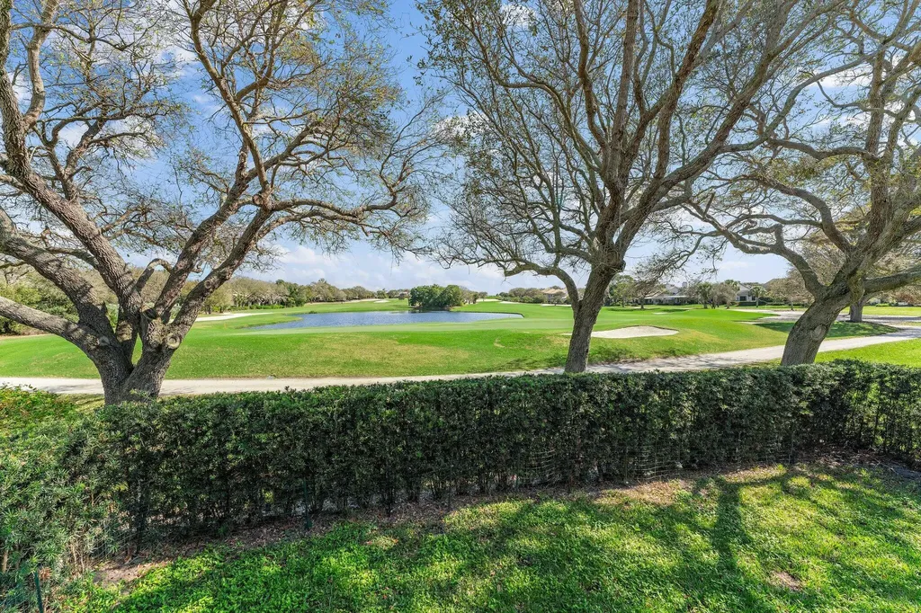 18760 SE Pineneedle Lane Jupiter FL 33469