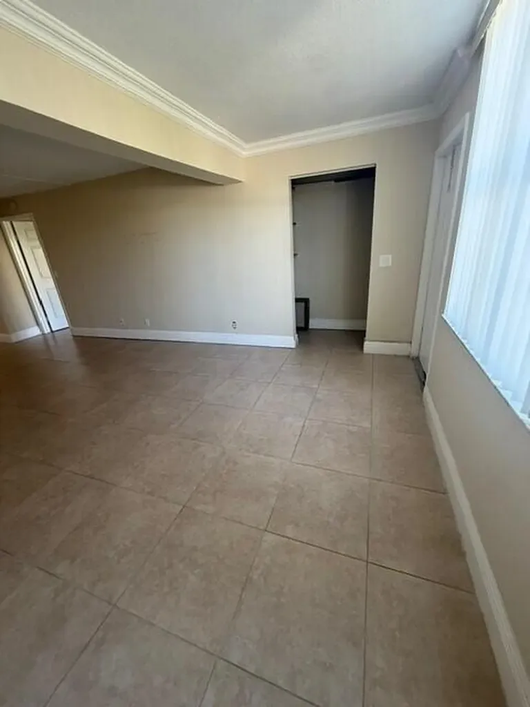2900 SW 22nd Avenue Delray Beach FL 33445