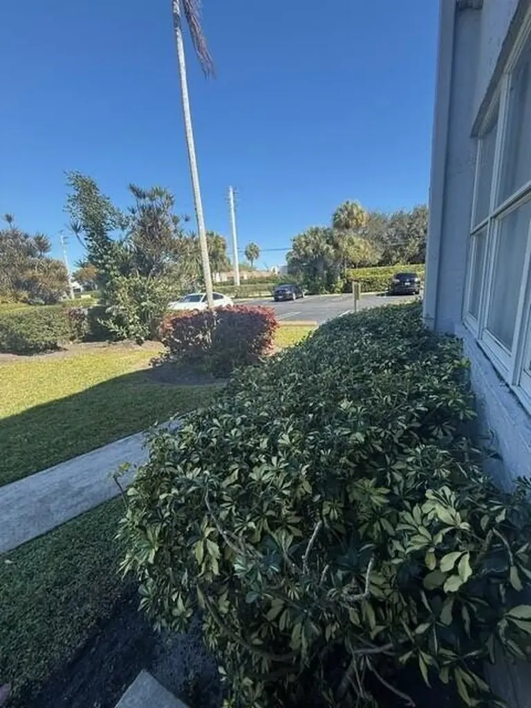 2900 SW 22nd Avenue Delray Beach FL 33445