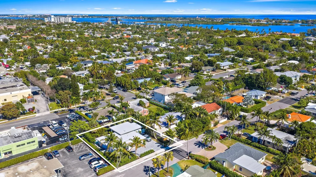 385 Linda Lane West Palm Beach FL 33405