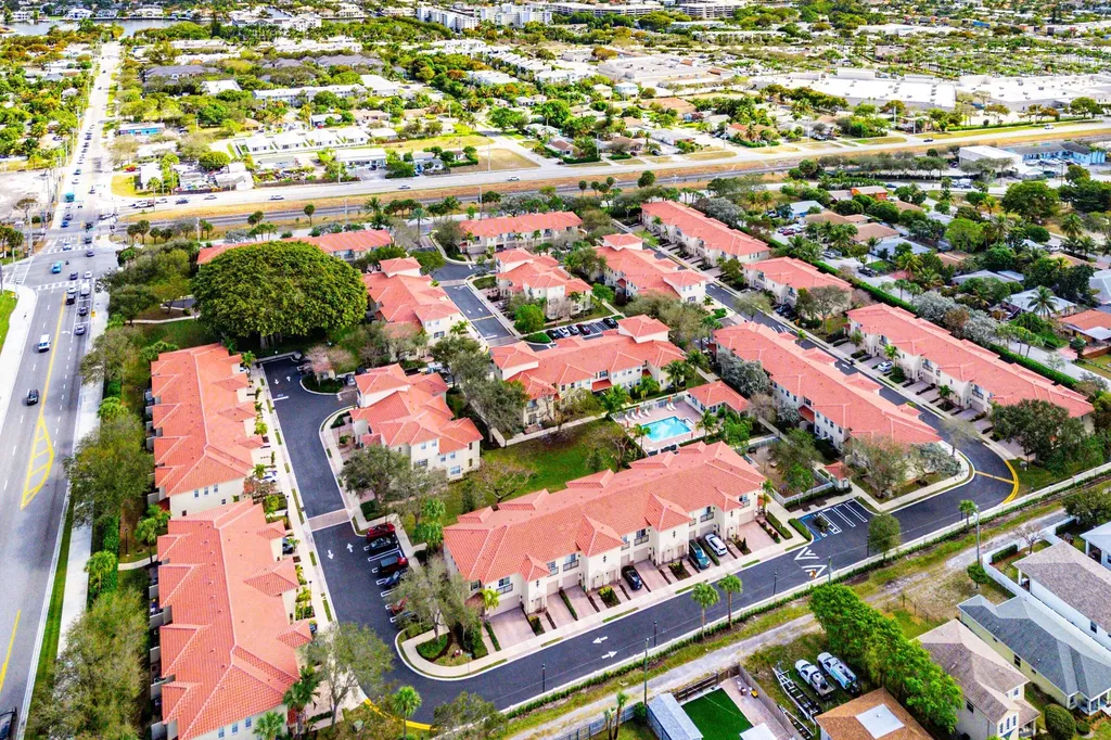 110 Stone Harbor Way Delray Beach FL 33444