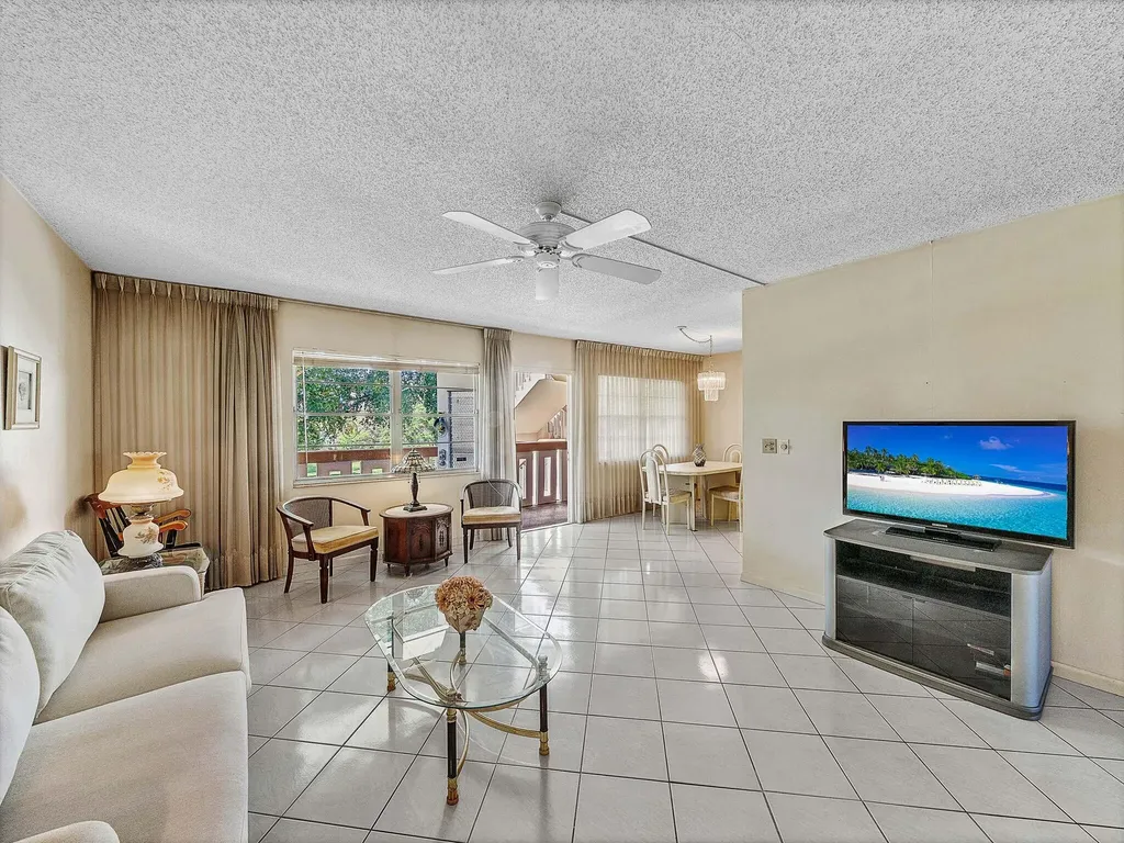 3002 Ventnor Deerfield Beach FL 33442