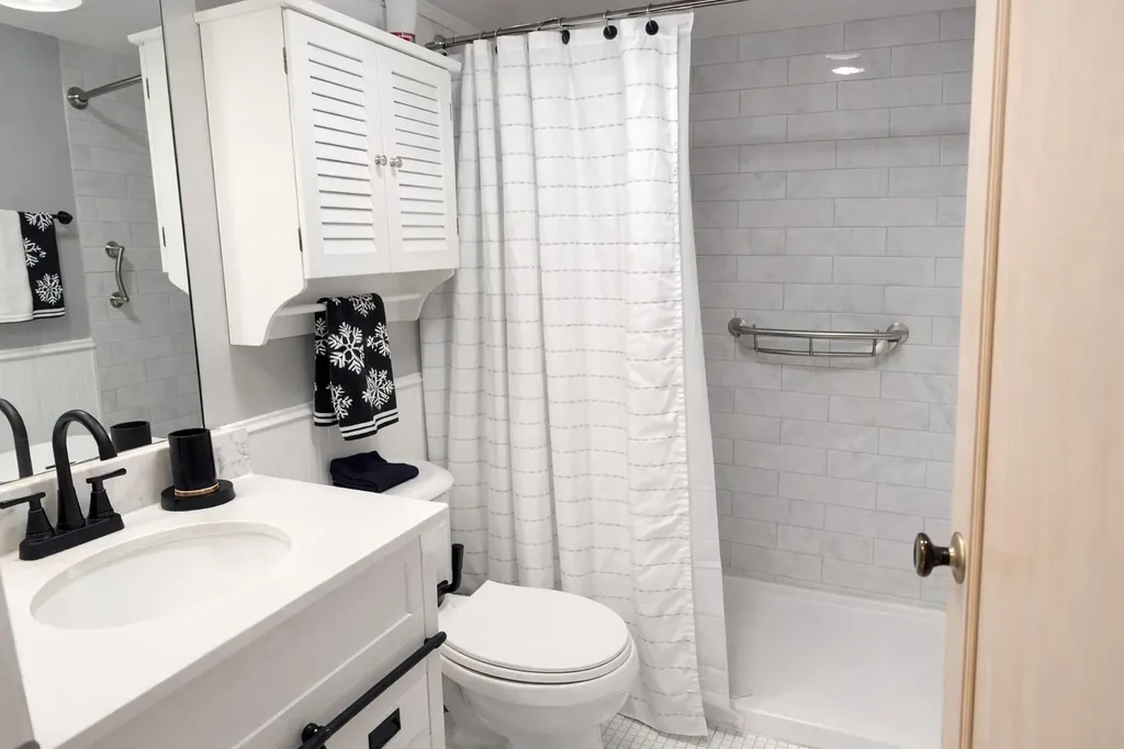 3300 Springdale Boulevard Palm Springs FL 33461