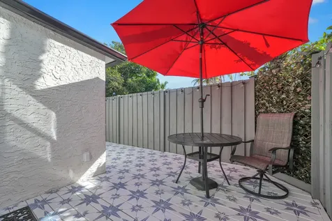 744 Penn Street West Palm Beach FL 33401